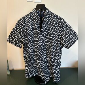 Trim Fit Casual Floral Button Down (100% cotton)